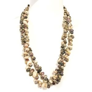 Vintage BOHO long natural shell 🐚 beaded necklace